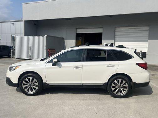 2017 Subaru Outback 2.5i Touring