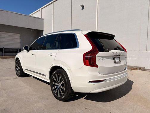 2024 Volvo XC90 B5 Core Bright Theme