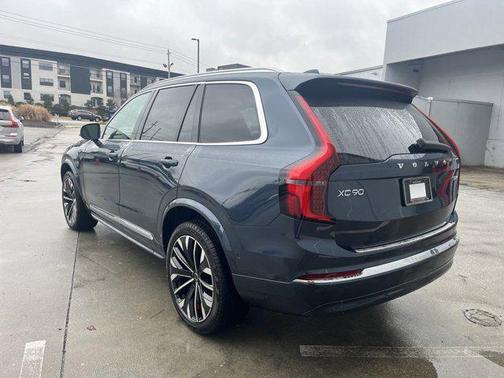 2025 Volvo XC90 Plug-In Hybrid T8 Ultra 7-Seater