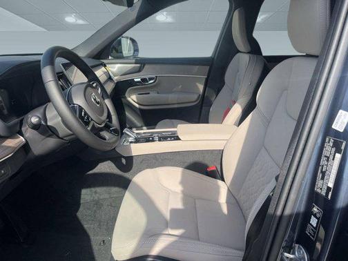 2026 Volvo XC90 Plug-In Hybrid T8 Plus 7-Seater