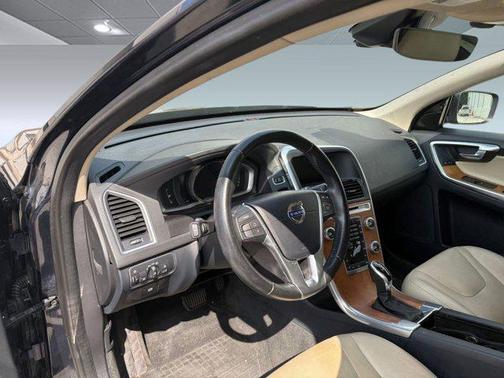2017 Volvo XC60 T5 Inscription