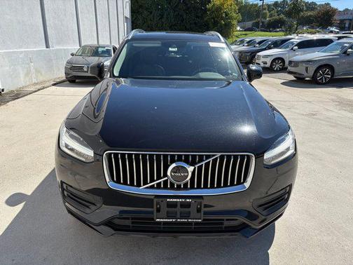 2020 Volvo XC90 T5 Momentum