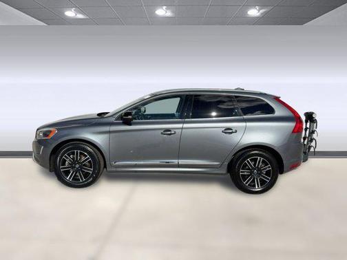 2017 Volvo XC60 T5 Dynamic