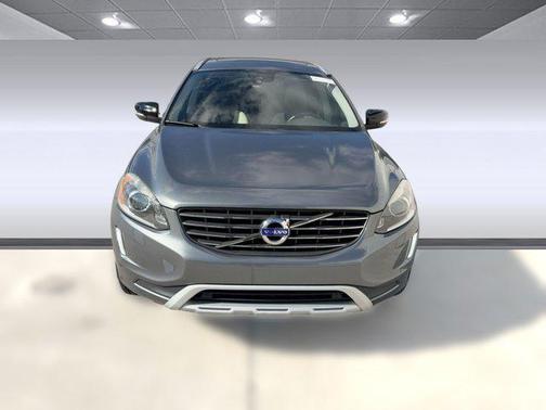 2017 Volvo XC60 T5 Dynamic