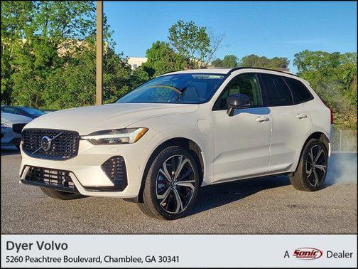 2024 Volvo XC60 Recharge Plug-In Hybrid T8 Ultimate Dark Theme