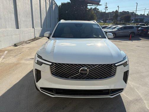 2026 Volvo XC90 B6 Plus 7-Seater