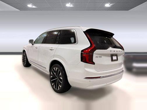 2026 Volvo XC90 B6 Ultra 7-Seater