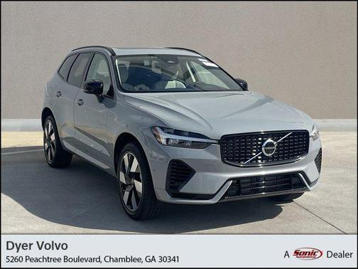 2025 Volvo XC60 Plug-In Hybrid T8 Plus