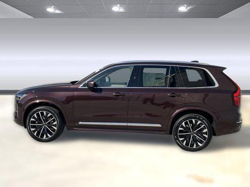 2025 Volvo XC90 B6 Core