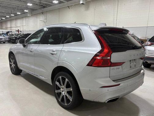 2021 Volvo XC60 Recharge Plug-In Hybrid T8 Inscription