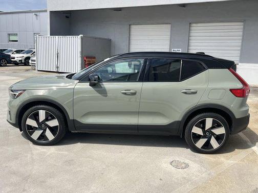 2024 Volvo XC40 Recharge Pure Electric Twin Ultimate