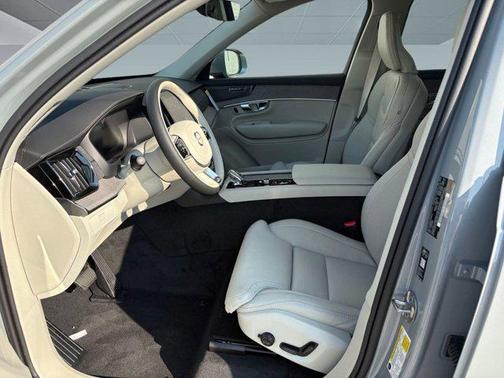 2026 Volvo XC90 B6 Ultra 7-Seater