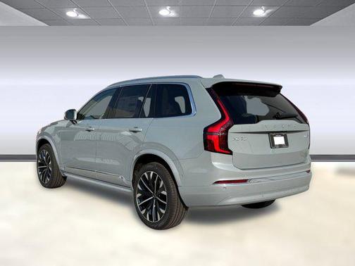 2026 Volvo XC90 B6 Ultra 7-Seater