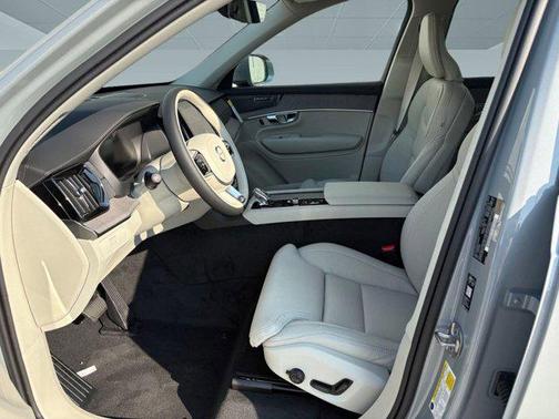 2026 Volvo XC90 B6 Ultra 7-Seater