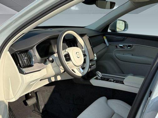 2026 Volvo XC90 B6 Ultra 7-Seater