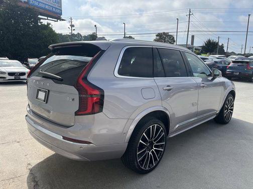 2026 Volvo XC90 B6 Ultra 6-Seater