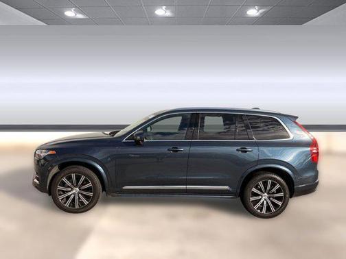 2024 Volvo XC90 B6 Plus Bright Theme 6-Seater