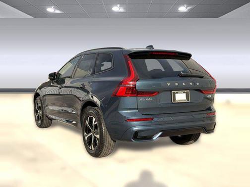 2026 Volvo XC60 B5 Core
