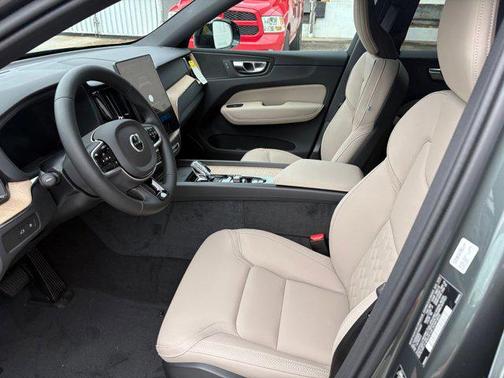 2026 Volvo XC60 Plug-In Hybrid T8 Core