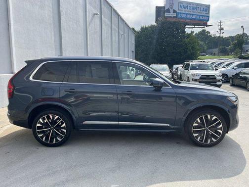 2026 Volvo XC90 B6 Plus 7-Seater