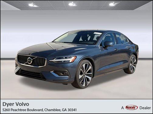 2023 Volvo S60 B5 Ultimate Bright Theme