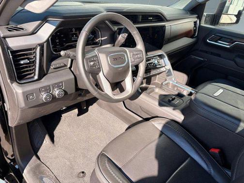 2024 GMC Sierra 2500 Denali