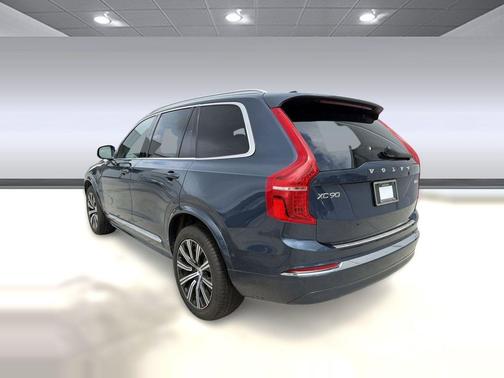 Denim Blue Metallic 2024 Volvo XC90 B6 Plus Bright Theme 7-Seater