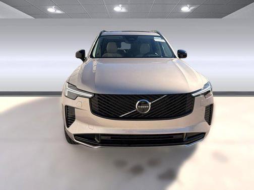 2026 Volvo XC90 B6 Ultra Dark Theme 6-Seater