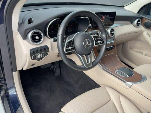 2022 Mercedes-Benz GLC 300 4MATIC