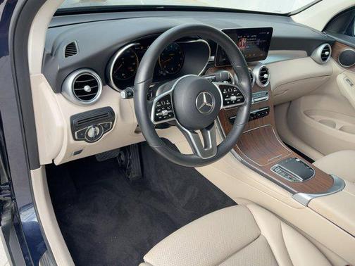 2022 Mercedes-Benz GLC 300 4MATIC