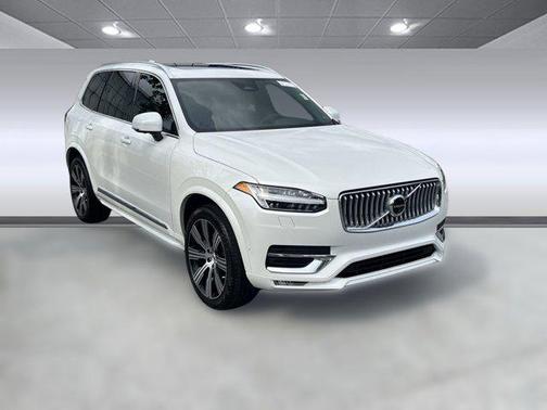 2024 Volvo XC90 B6 Plus Bright Theme 7-Seater