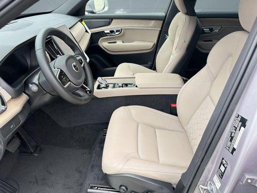 Aurora Silver 2026 Volvo XC90 Plus, B6 AWD Gas (mild hybrid), Gasoline, Bright, 7 Seats