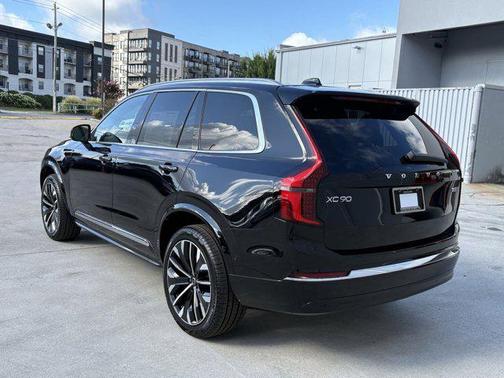 2026 Volvo XC90 B5 Ultra 6-Seater