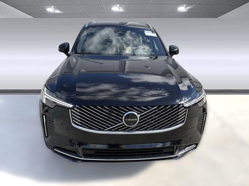 2026 Volvo XC90 B5 Ultra 6-Seater