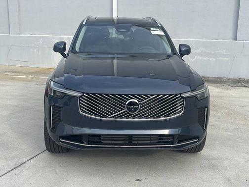2025 Volvo XC90 Plug-In Hybrid T8 Ultra 7-Seater