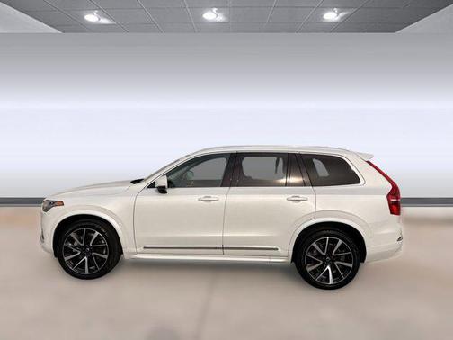 2024 Volvo XC90 B5 Plus Bright Theme