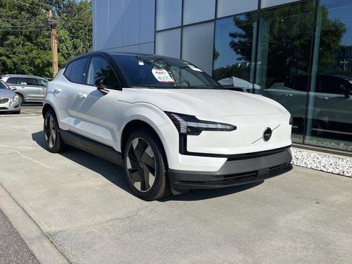2025 Volvo EX30 Twin Motor Plus