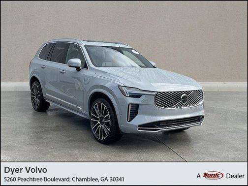 2025 Volvo XC90 B5 Plus 6-Seater