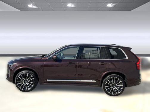 2025 Volvo XC90 B6 Ultra