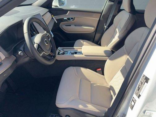 2026 Volvo XC90 Plus, B5 AWD Gas (mild hybrid), Gasoline, Bright, 7 Seats