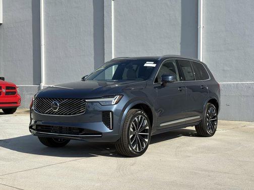 2026 Volvo XC90 B6 Ultra 7-Seater