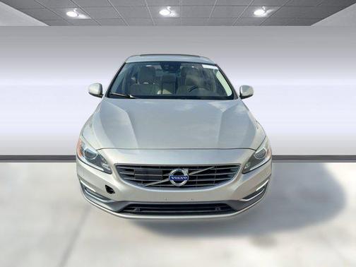 2017 Volvo S60 Inscription T5 Platinum