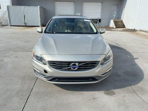 2017 Volvo S60 Inscription T5 Platinum