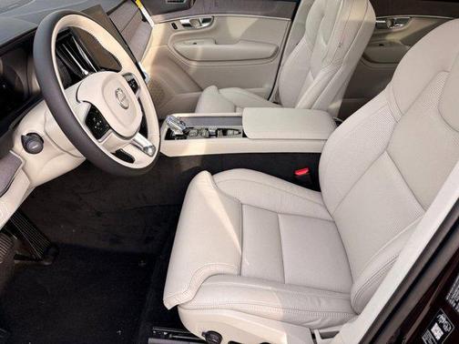 2026 Volvo XC90 Plug-In Hybrid Ultra Dark Theme, T8 AWD, Electric/Gasoline, 7 Seats