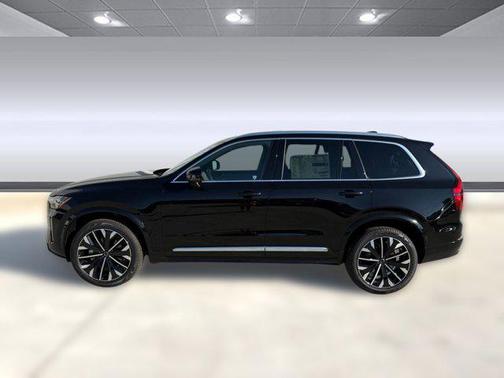 2026 Volvo XC90 B6 Core