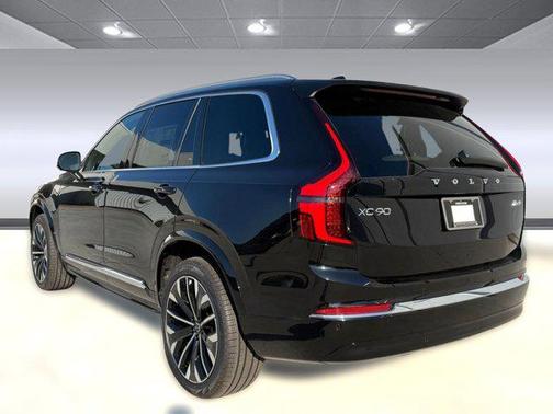 2026 Volvo XC90 B6 Core