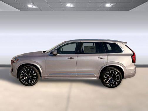 2026 Volvo XC90 B5 Core