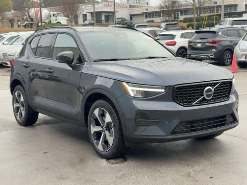 Denim Blue 2026 Volvo XC40 Core, B4 FWD Gas (mild hybrid), Dark