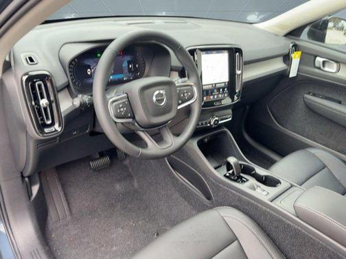 Denim Blue 2026 Volvo XC40 Core, B4 FWD Gas (mild hybrid), Dark