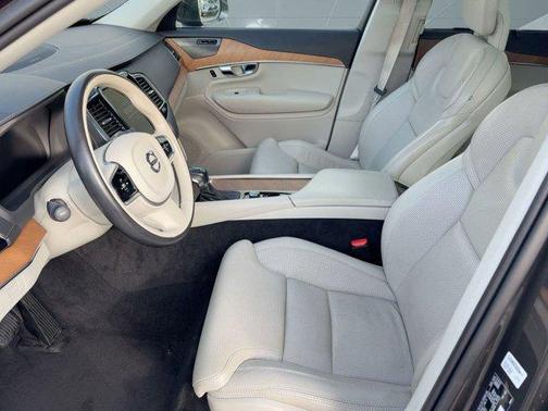 2020 Volvo XC90 T6 Inscription